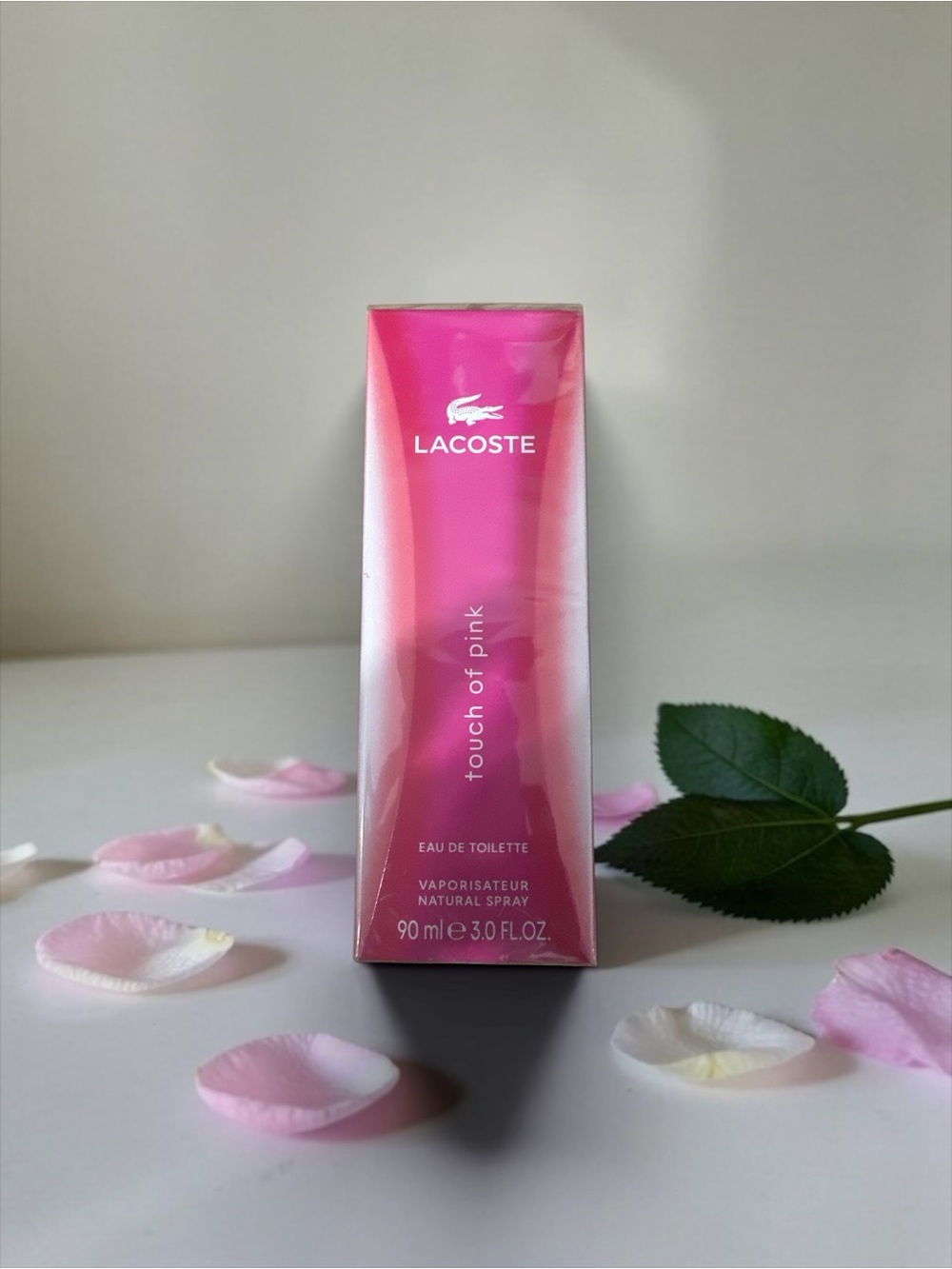 Lacoste Touch of Pink Fragrant Pink Gradient Box touch of pink EDT